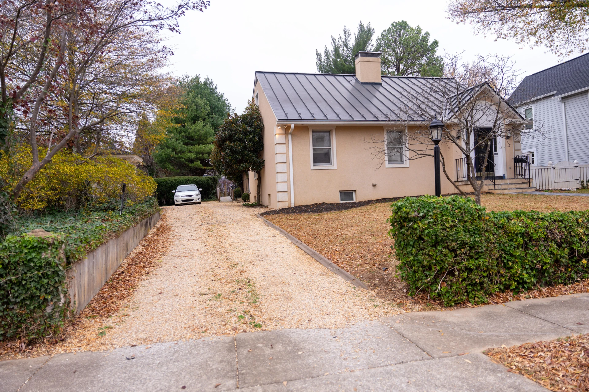 801 Virginia AVE - Photo 3