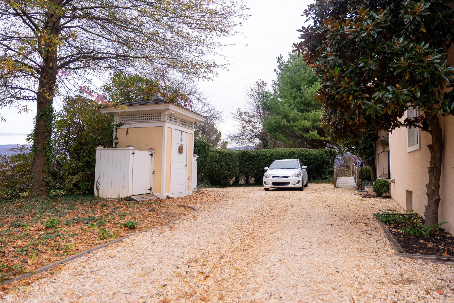 801 Virginia AVE - Photo 4