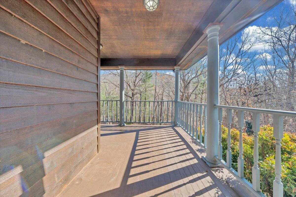 7 Craig Valley DR - Photo 18