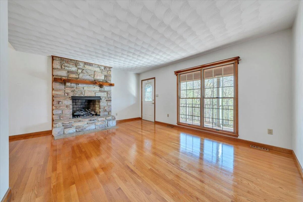 7 Craig Valley DR - Photo 21