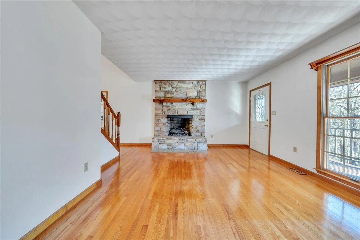 7 Craig Valley DR - Photo 22