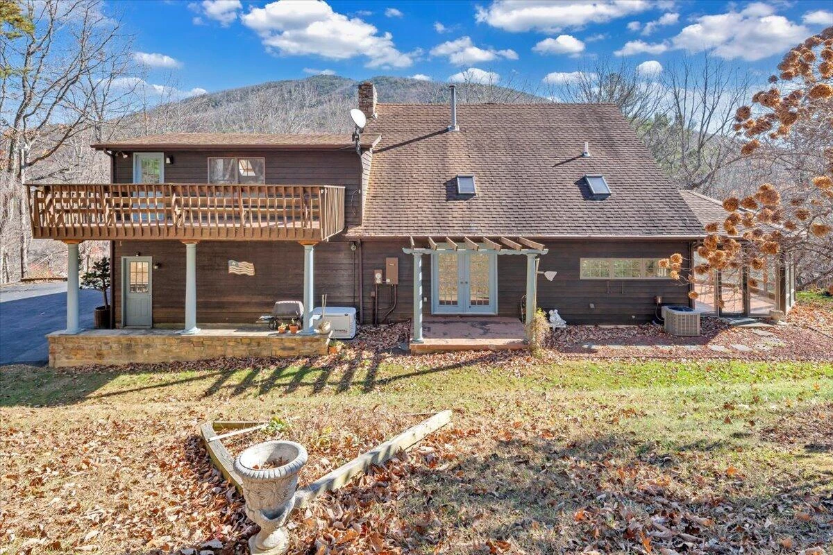 7 Craig Valley DR - Photo 14