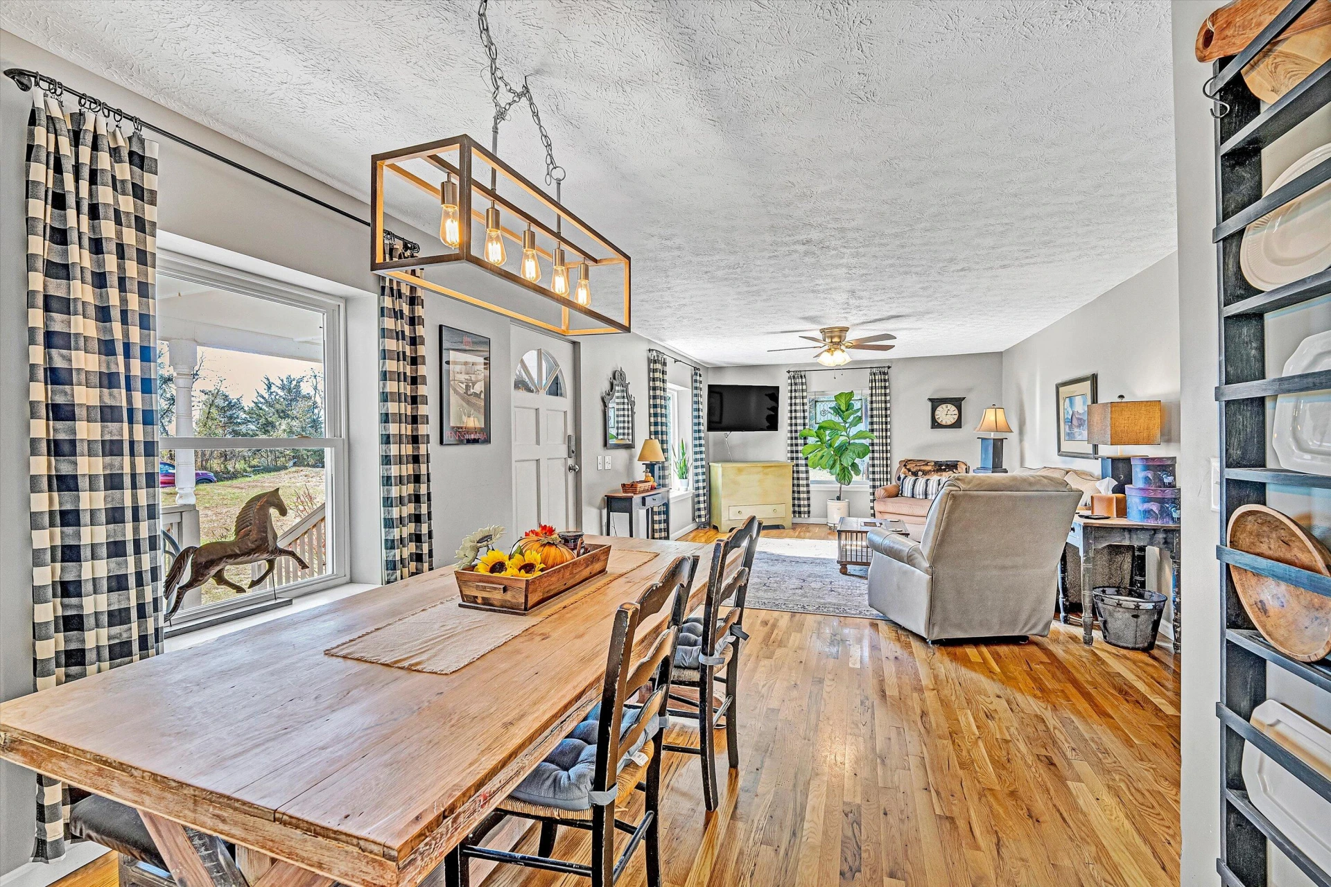1620 Ayers RD - Photo 24