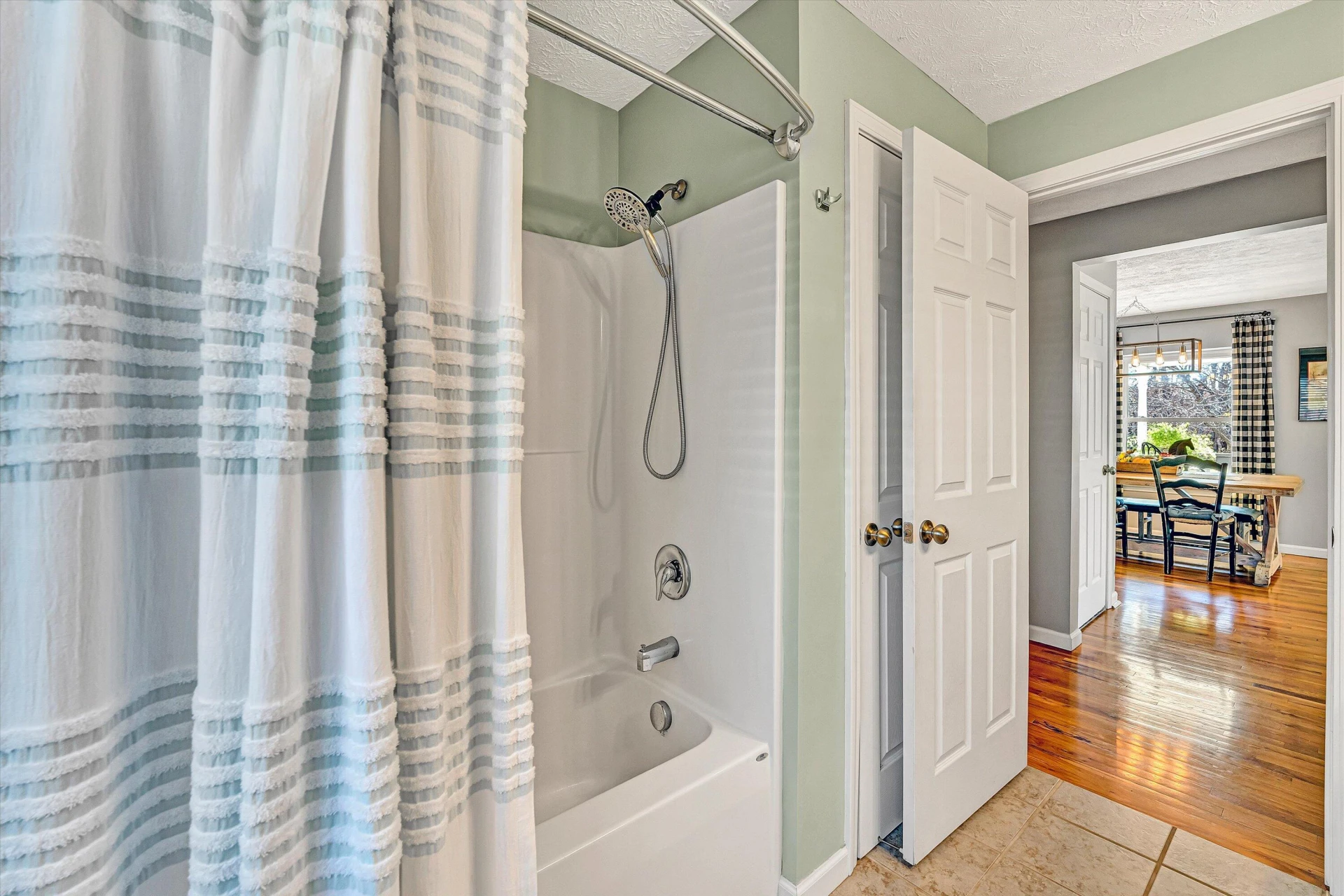 1620 Ayers RD - Photo 26