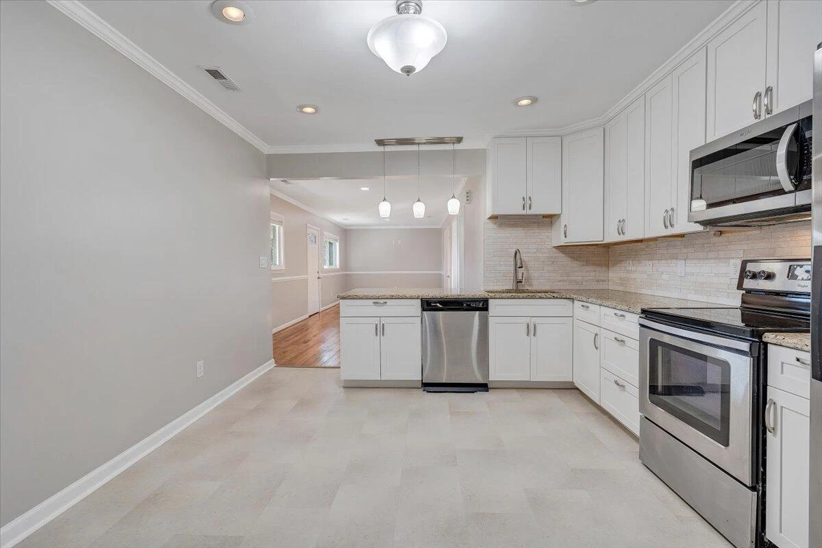 1724 Starview DR - Photo 11