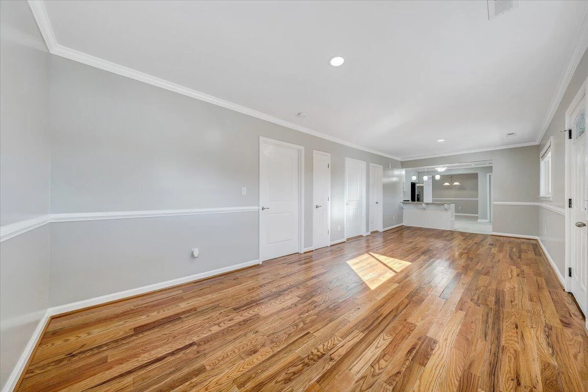 1724 Starview DR - Photo 3
