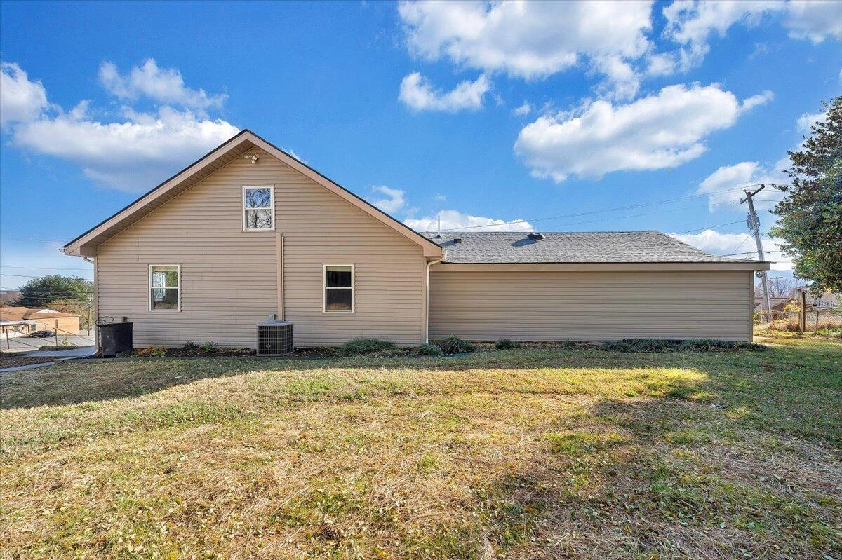 1724 Starview DR - Photo 39