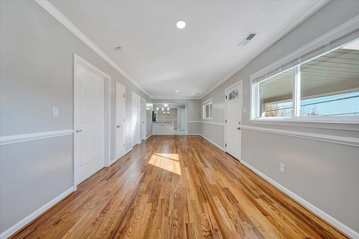 1724 Starview DR - Photo 4