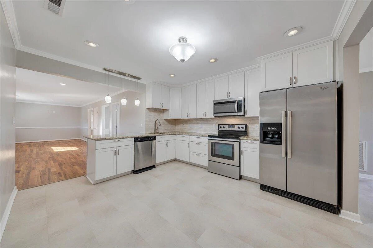 1724 Starview DR - Photo 9