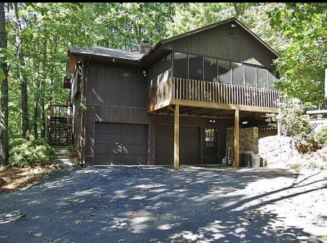 1046 Mountain Pass RD - Photo 3