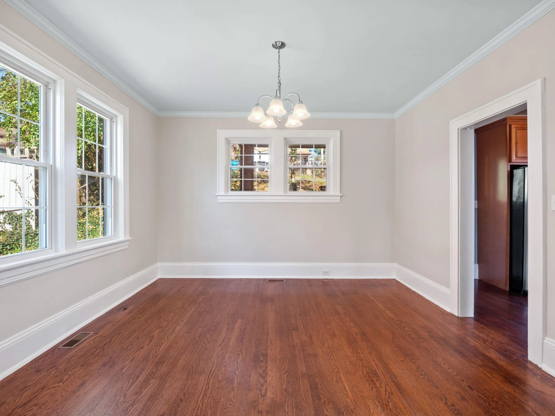 1005 Howbert AVE SW - Photo 15