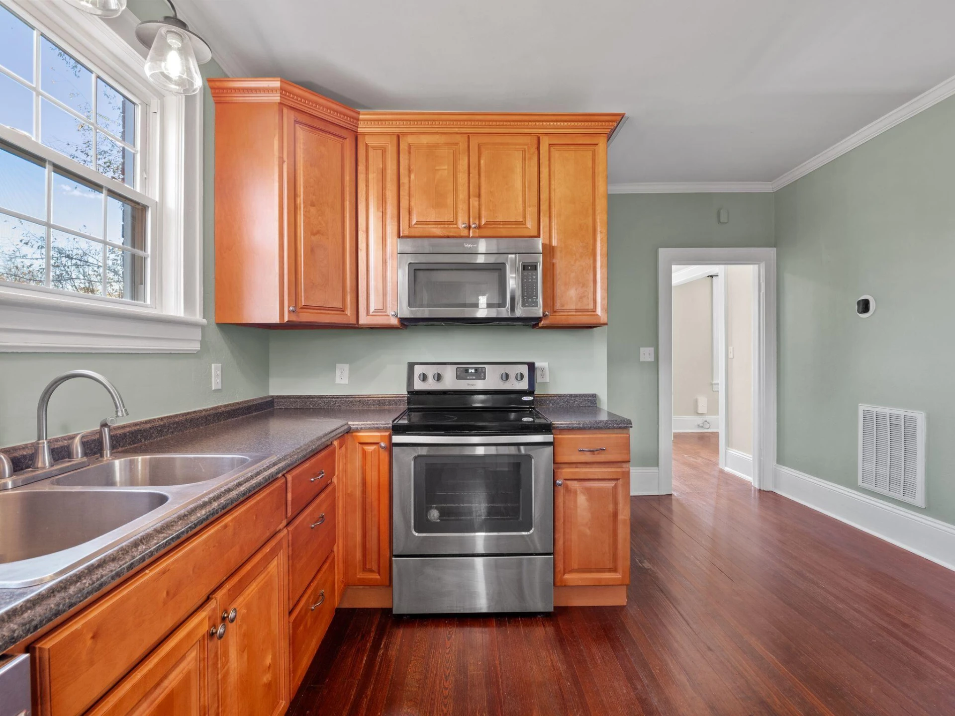 1005 Howbert AVE SW - Photo 23