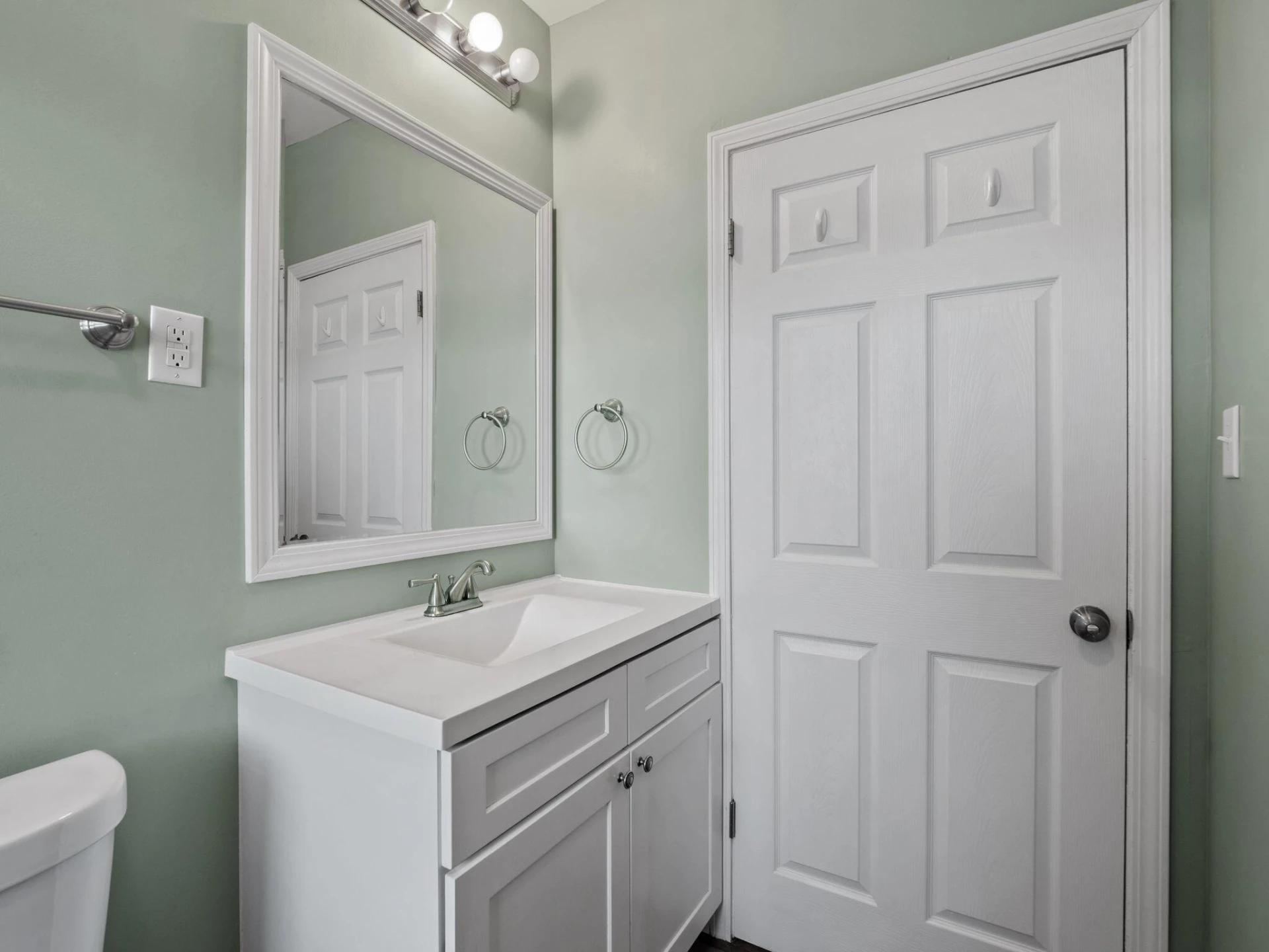 1005 Howbert AVE SW - Photo 35