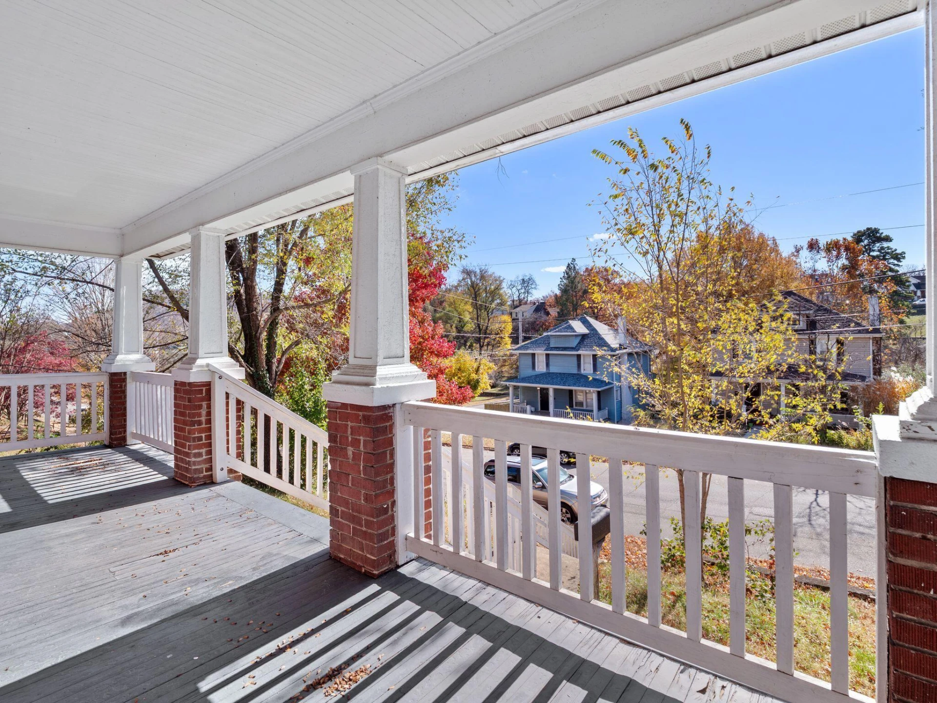1005 Howbert AVE SW - Photo 7
