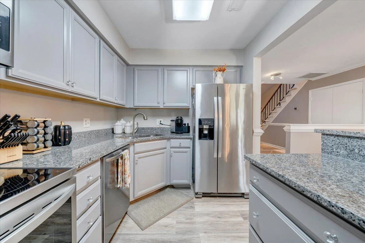 7147 Snowberry CIR - Photo 12