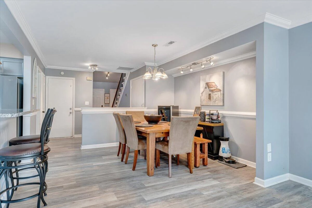 7147 Snowberry CIR - Photo 8