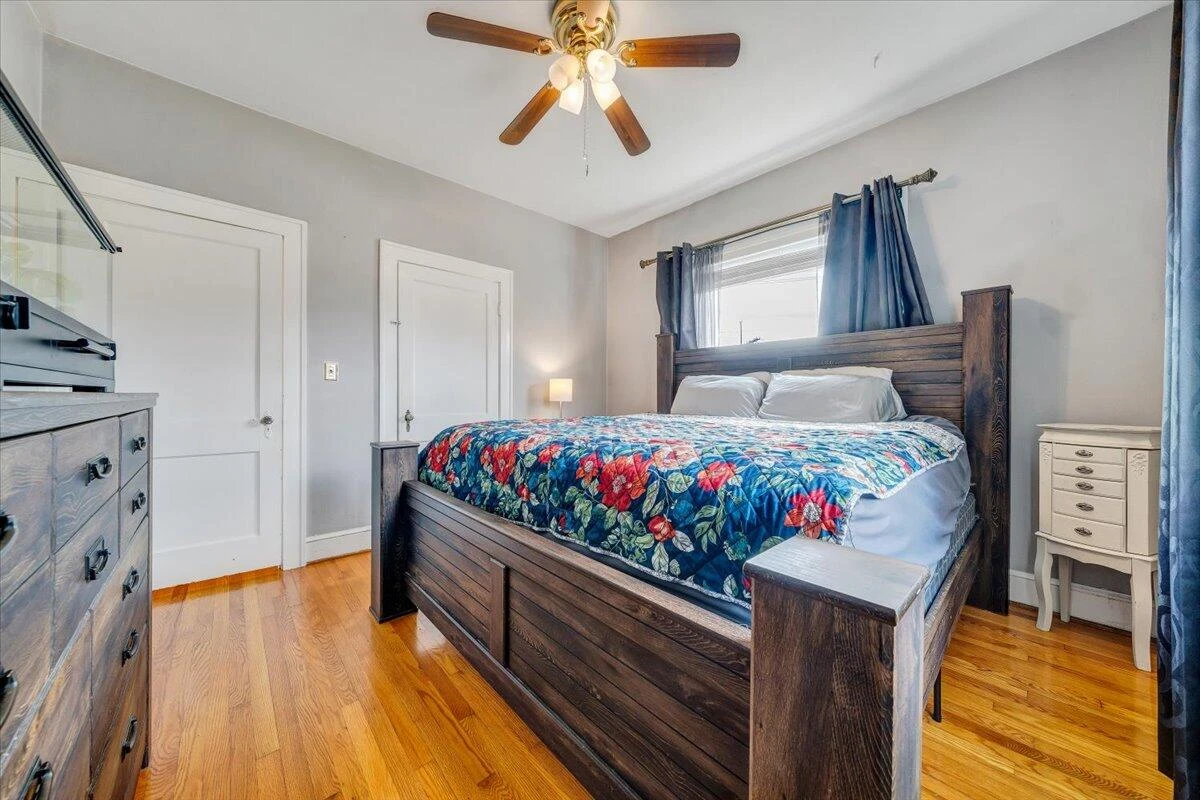 3116 Spring RD SW - Photo 12