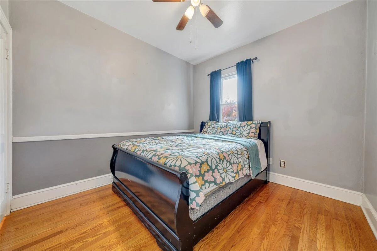 3116 Spring RD SW - Photo 9