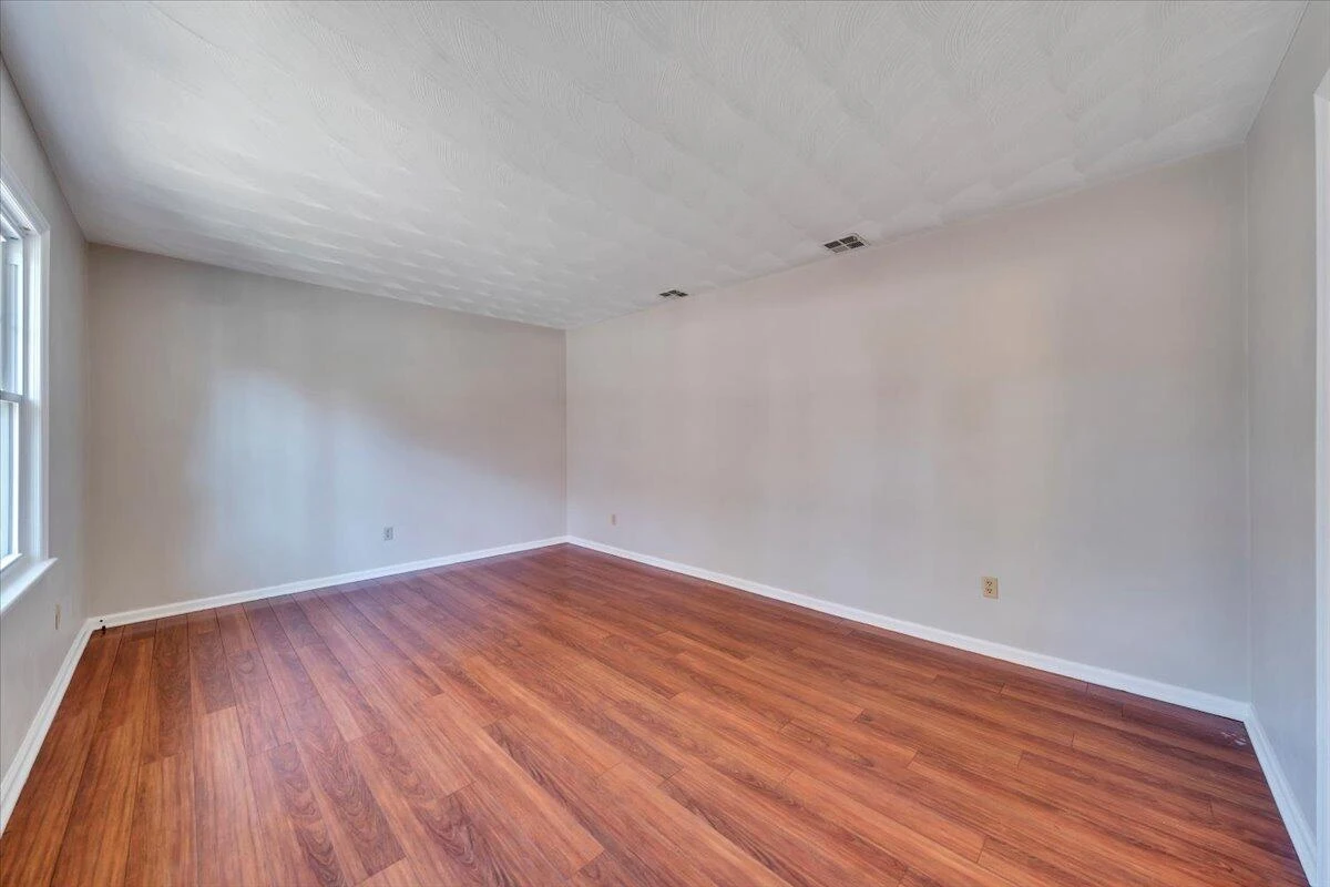2216 East Ruritan RD - Photo 30
