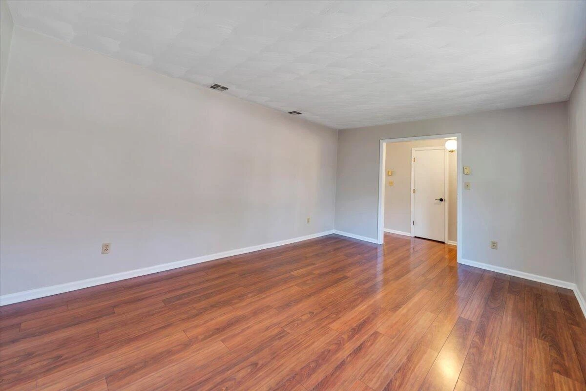2216 East Ruritan RD - Photo 31