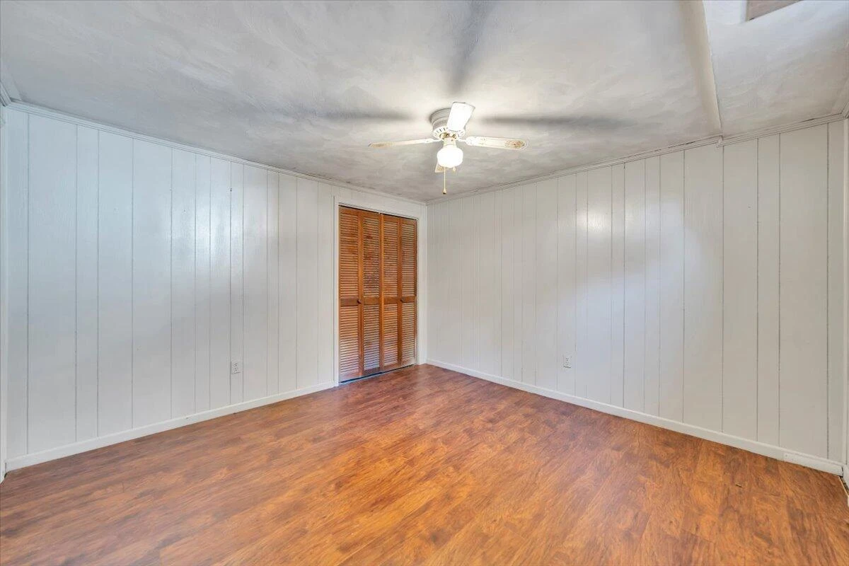 2216 East Ruritan RD - Photo 42
