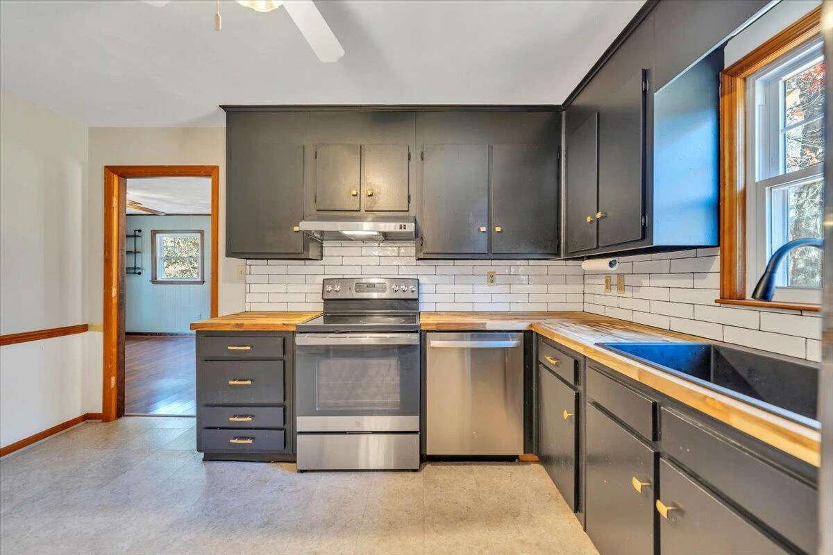 2216 East Ruritan RD - Photo 10