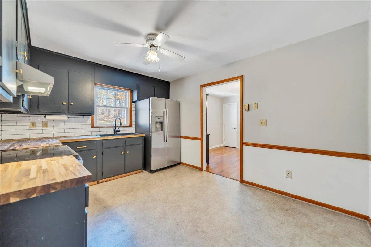 2216 East Ruritan RD - Photo 12
