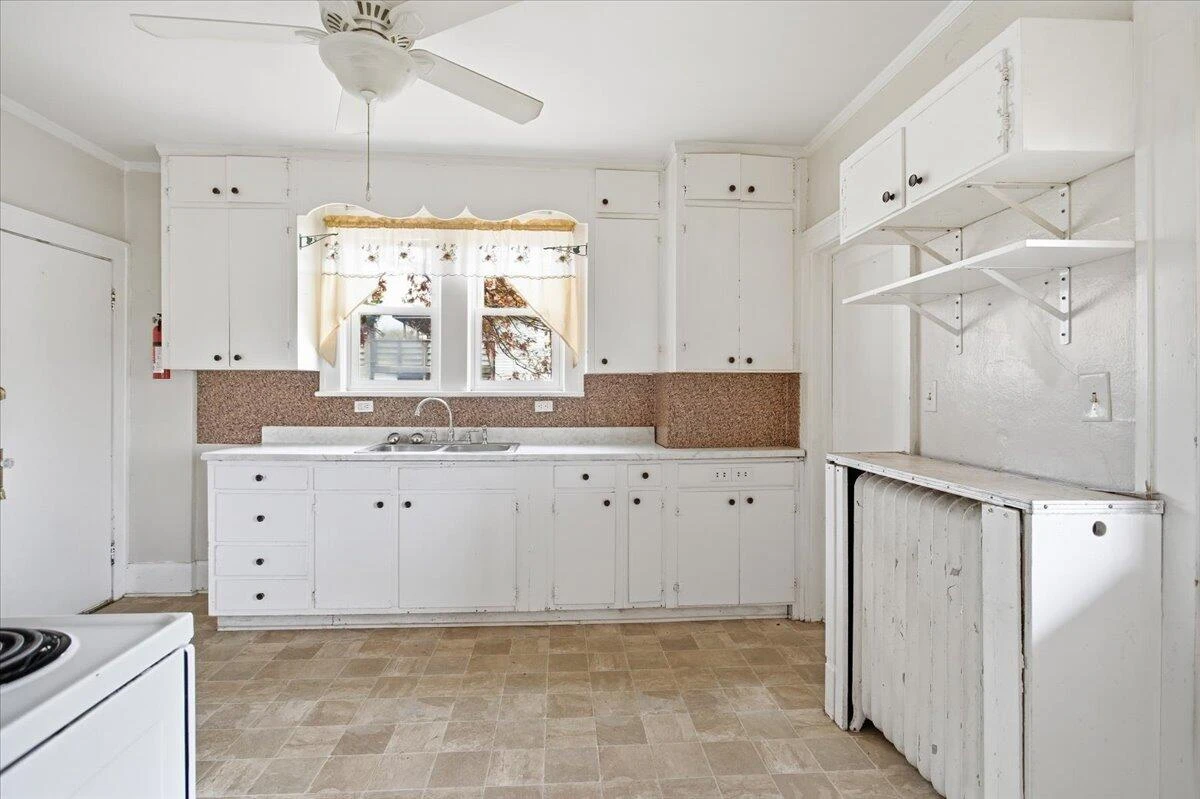620 Riverland RD SE - Photo 10