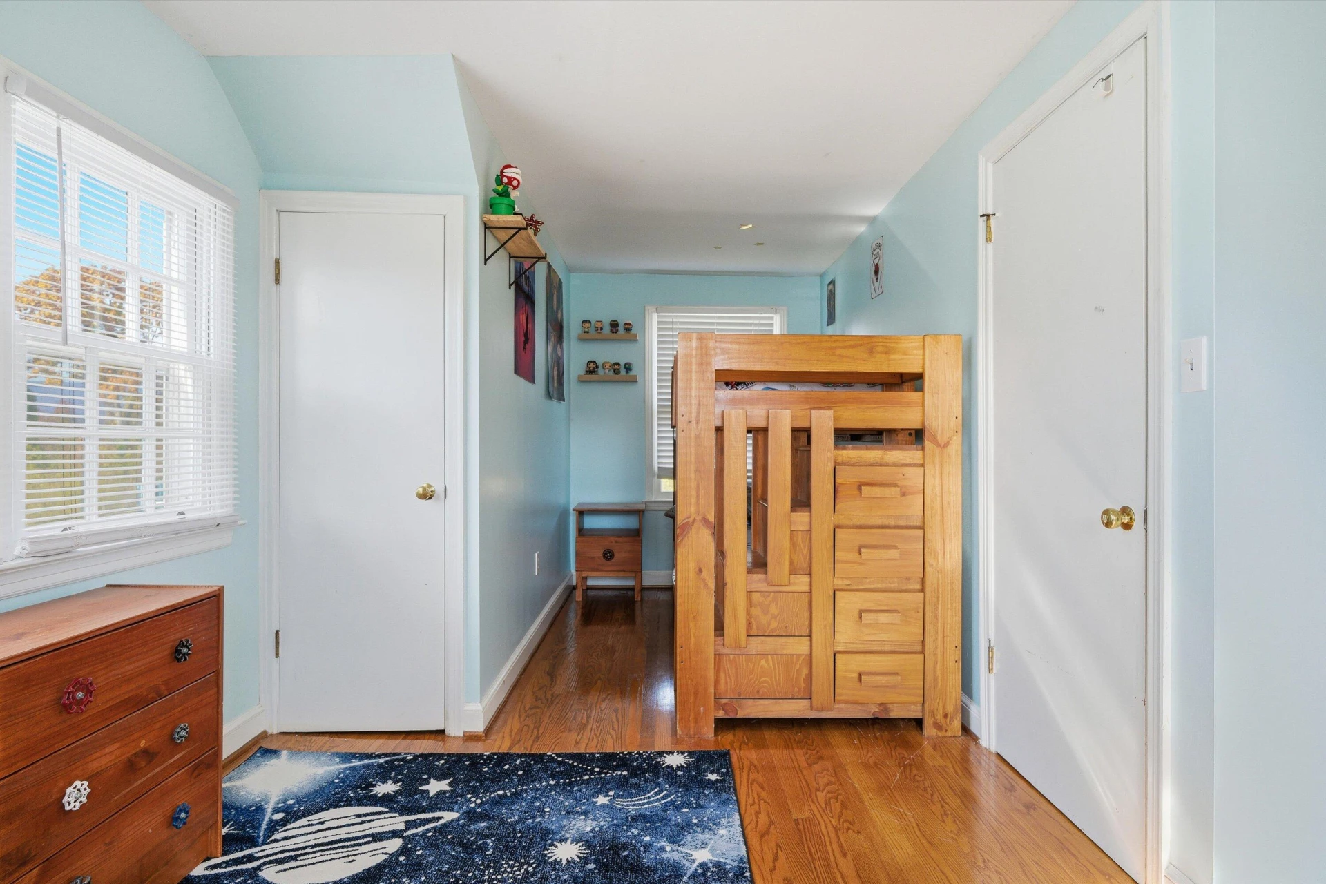723 Yorkshire ST - Photo 21