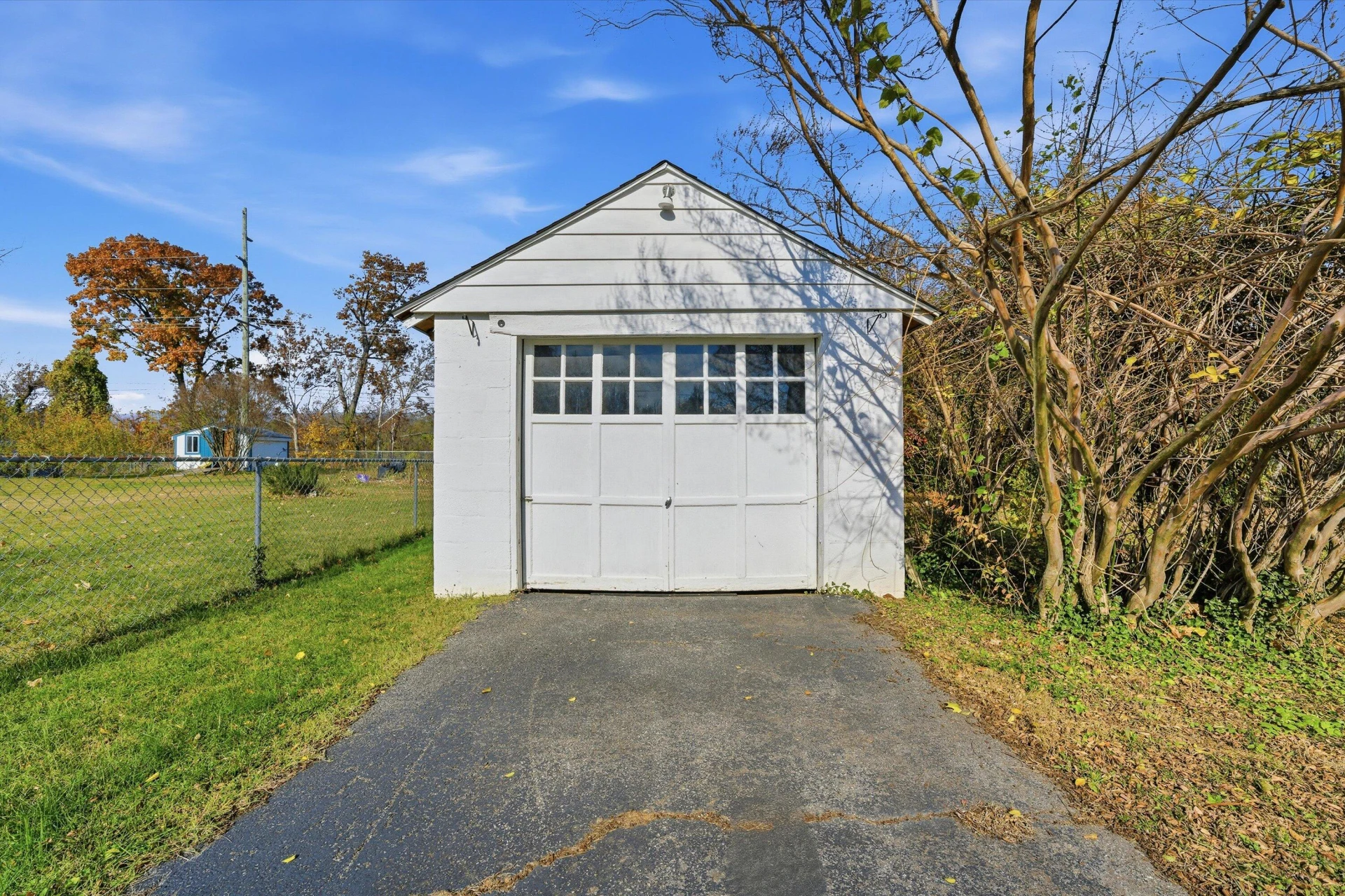 723 Yorkshire ST - Photo 25
