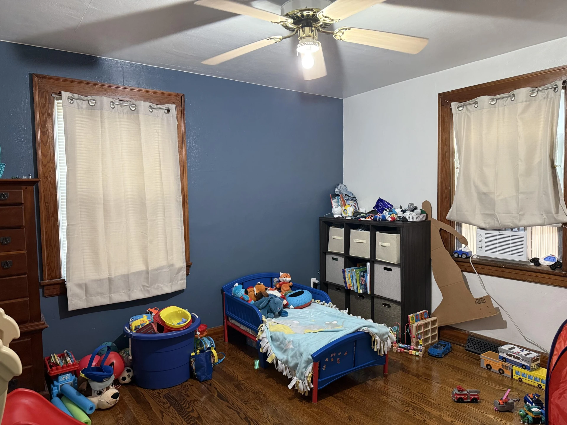 2438 King ST NE - Photo 11