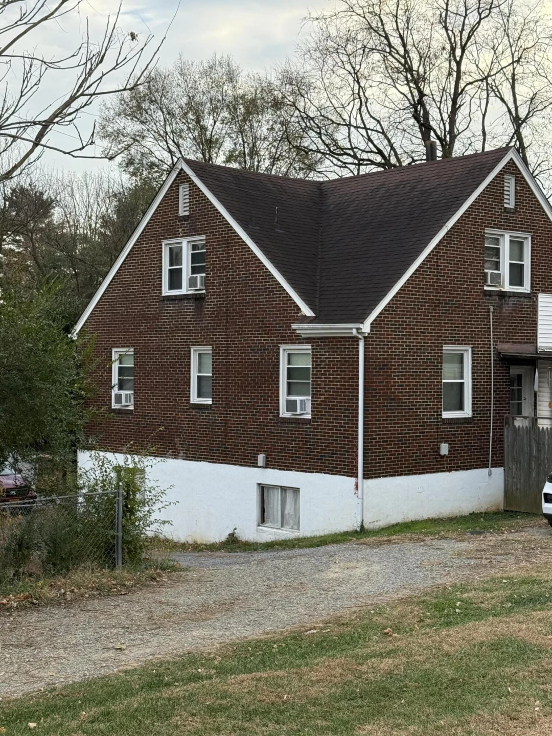 2438 King ST NE - Photo 19