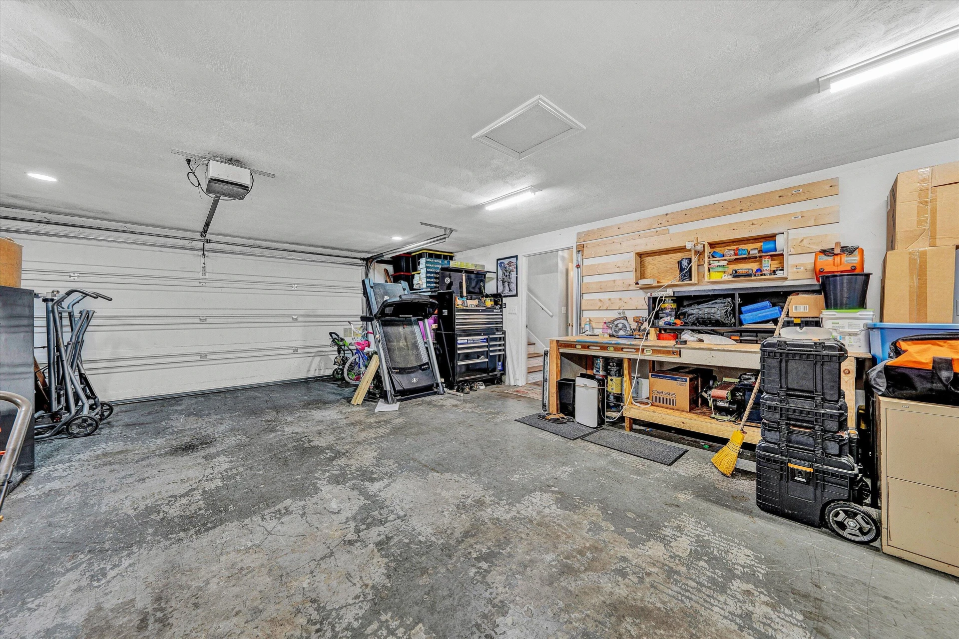 2714 Grandin RD SW - Photo 20