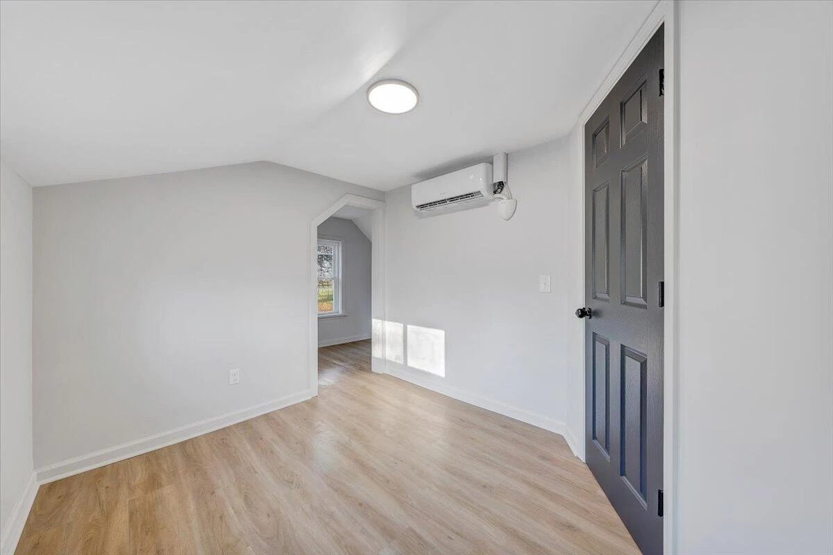 50 Bower ST NW - Photo 22