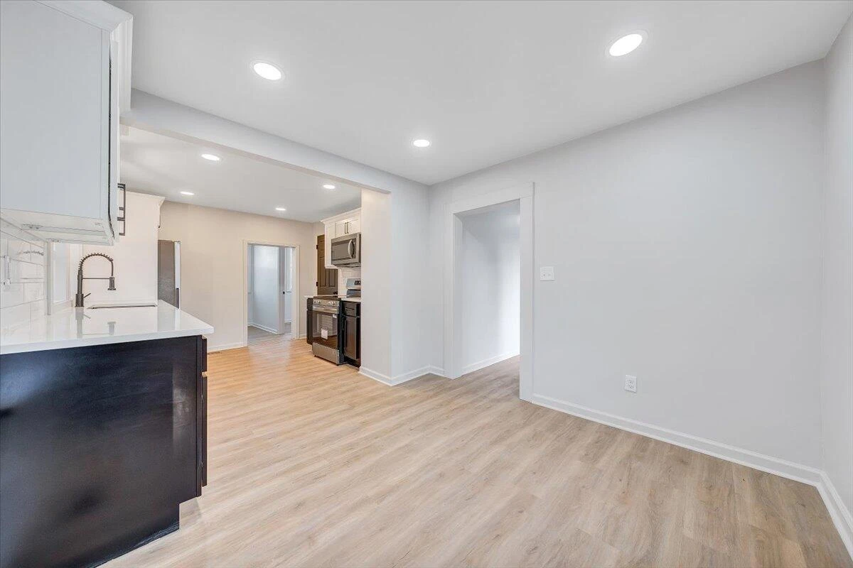 50 Bower ST NW - Photo 5