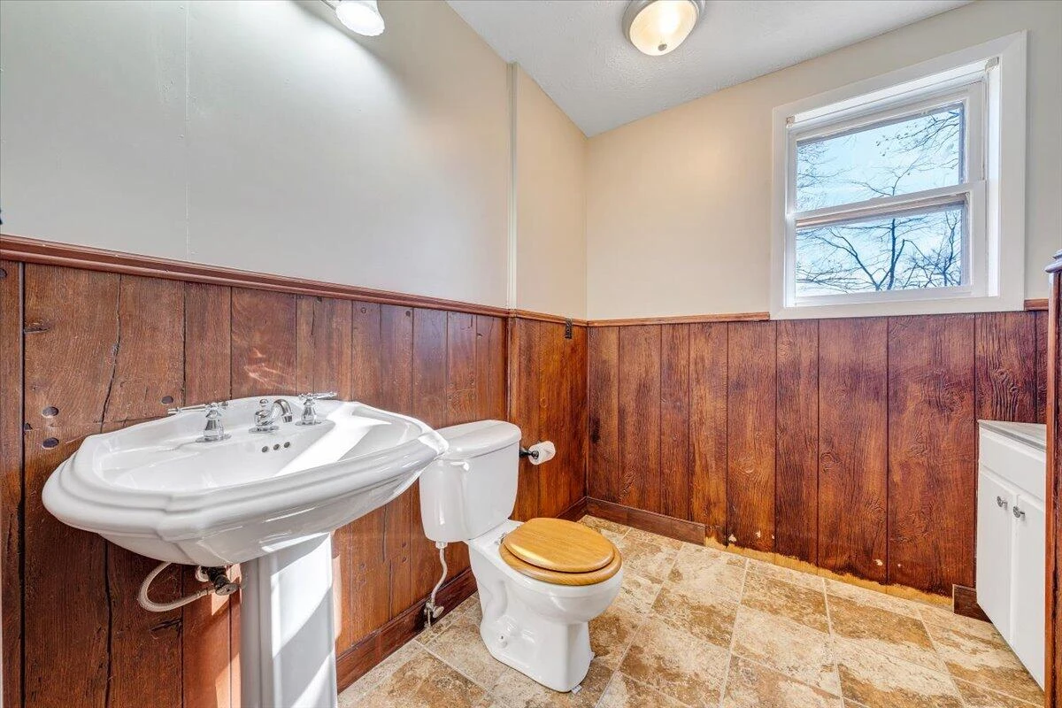 1100 Flint DR - Photo 32