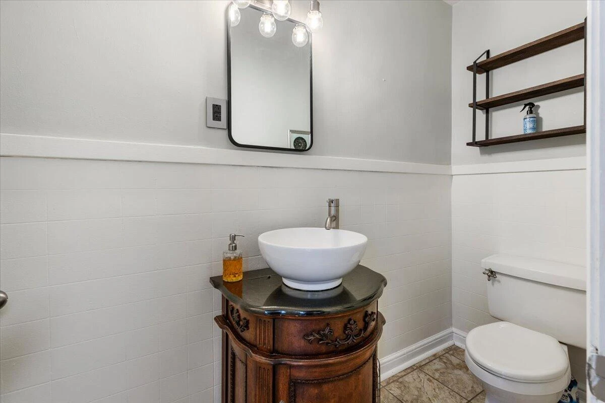 3581 Grandin RD SW - Photo 18