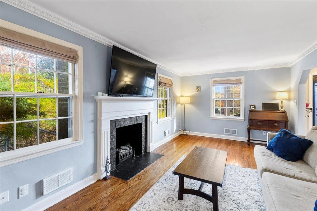 3581 Grandin RD SW - Photo 26