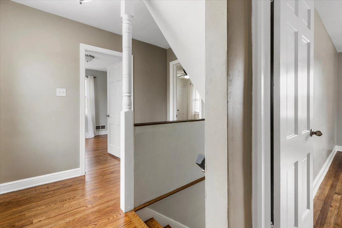 3581 Grandin RD SW - Photo 32