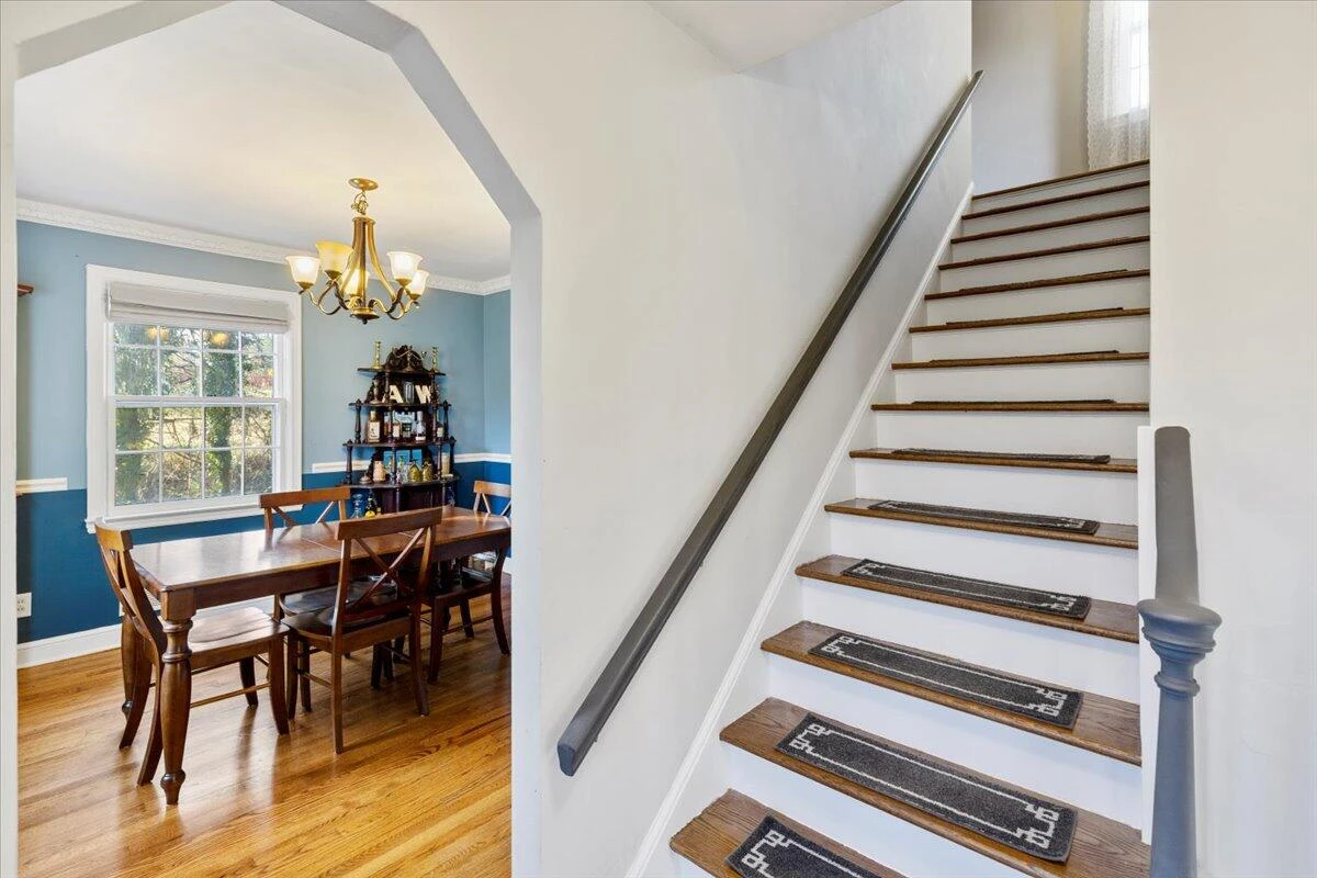 3581 Grandin RD SW - Photo 5