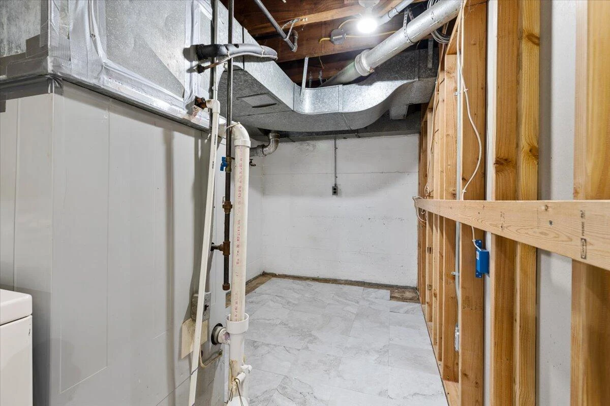 3581 Grandin RD SW - Photo 54