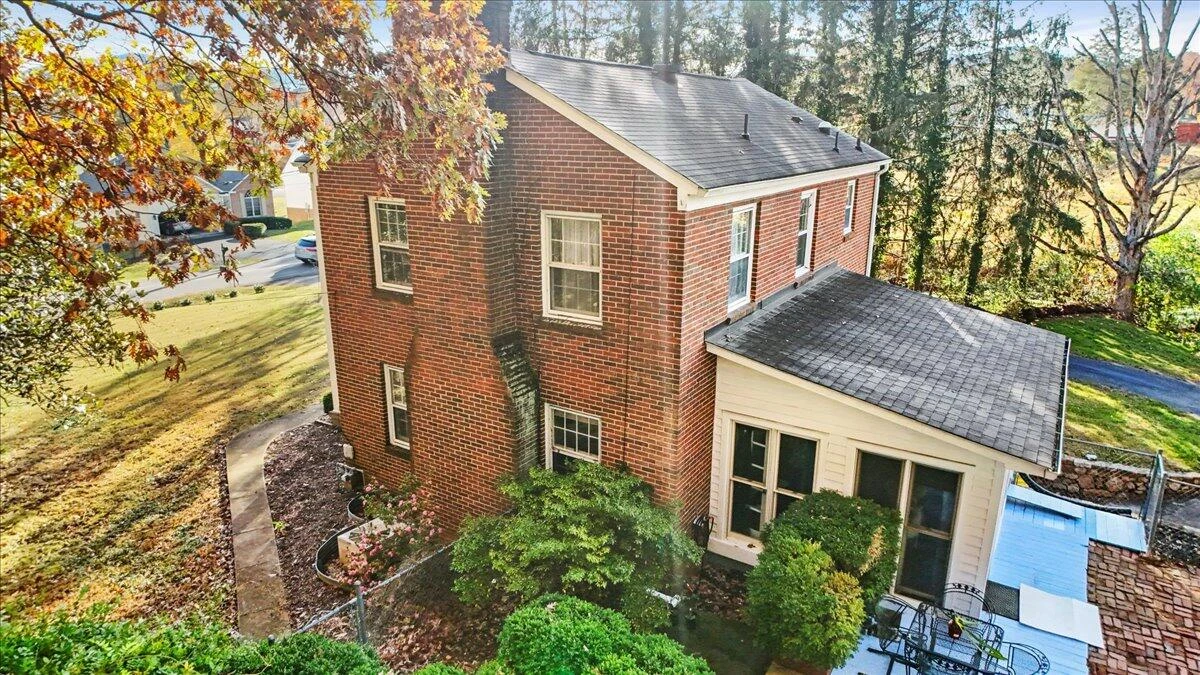 3581 Grandin RD SW - Photo 71