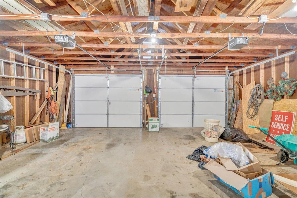 373 Richardson DR - Photo 20