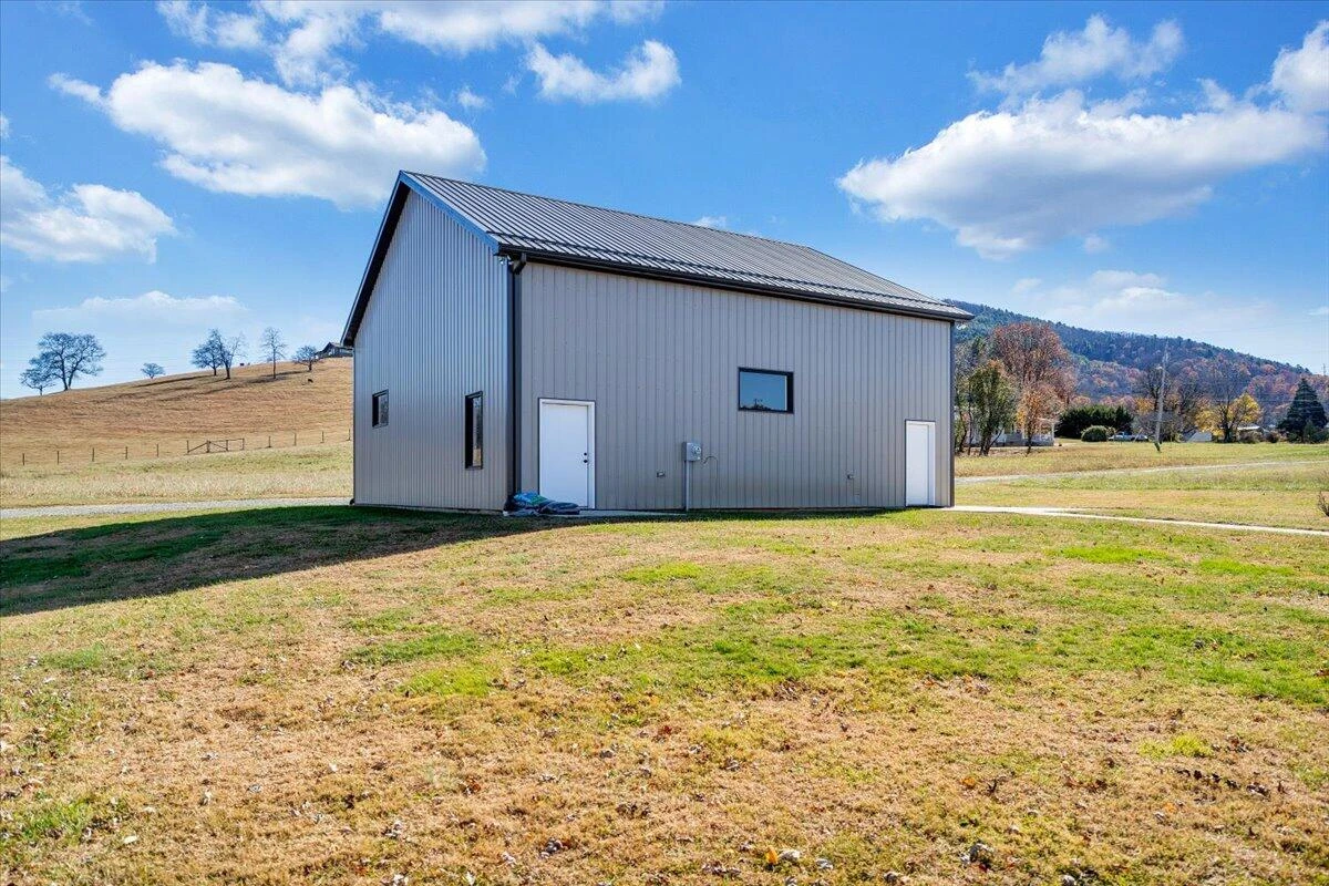 373 Richardson DR - Photo 30