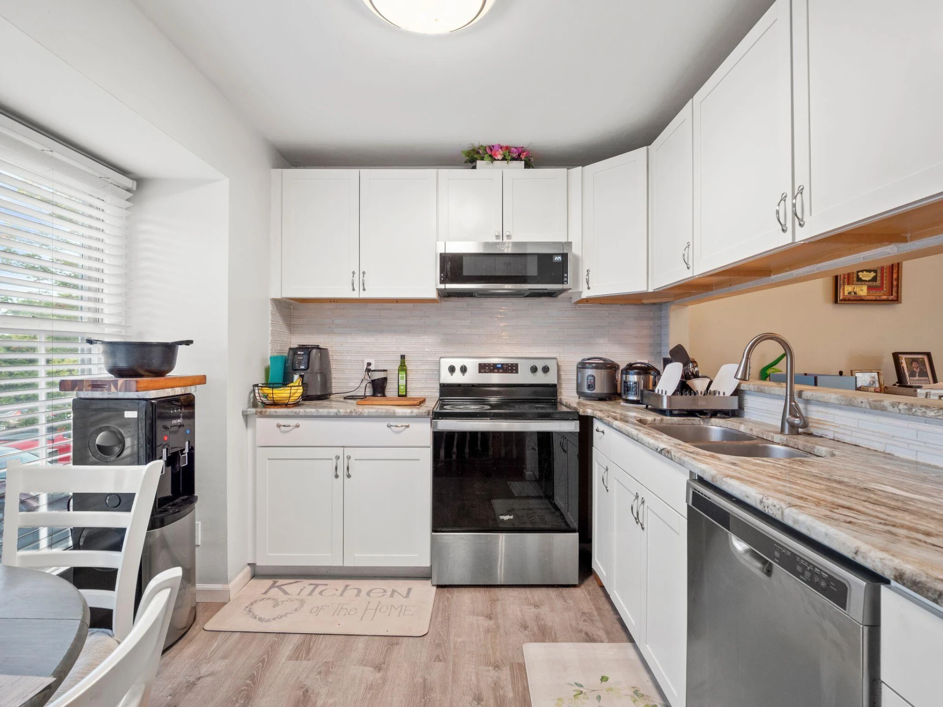 3036 Winterberry DR - Photo 11