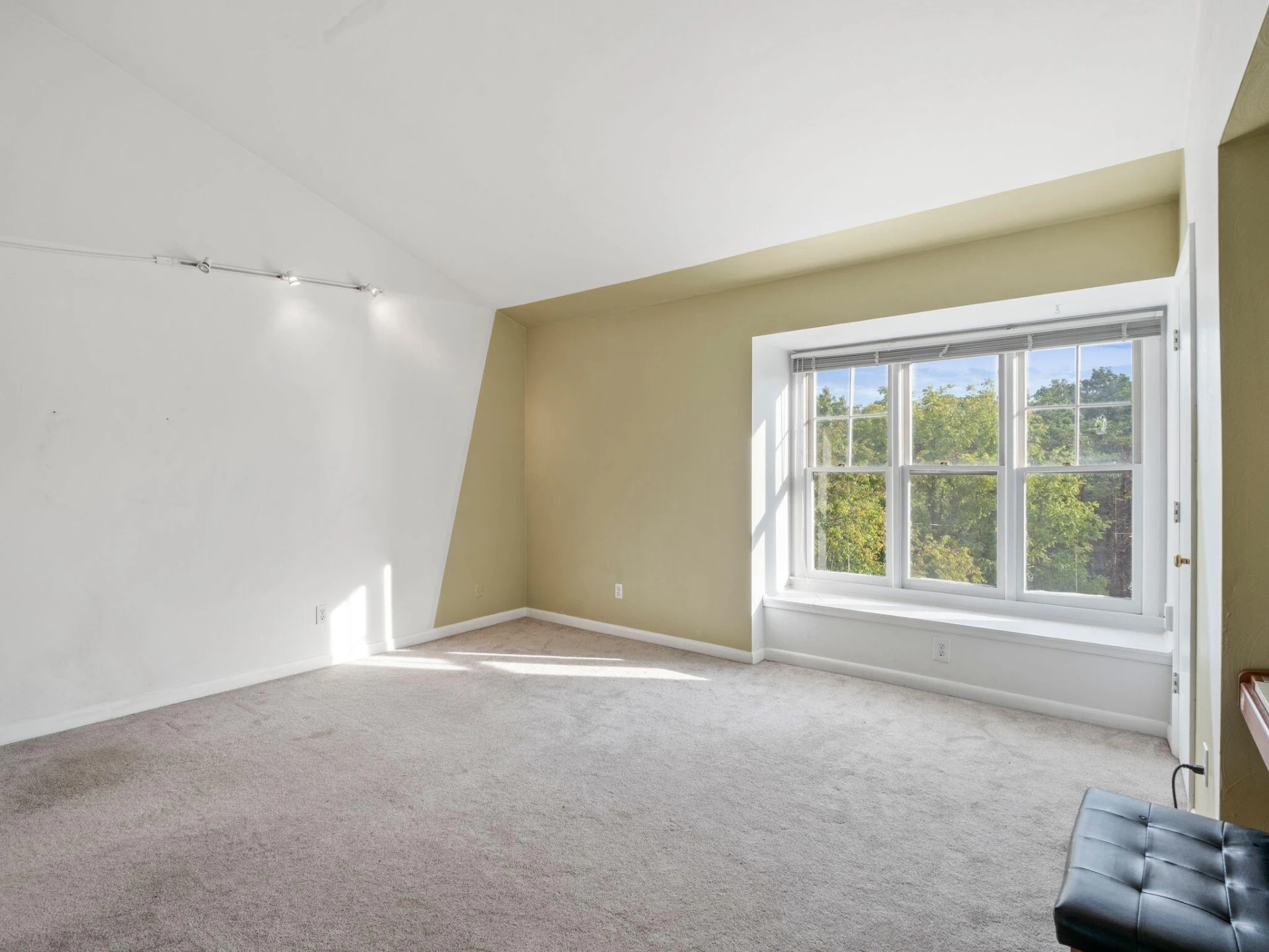 3036 Winterberry DR - Photo 15