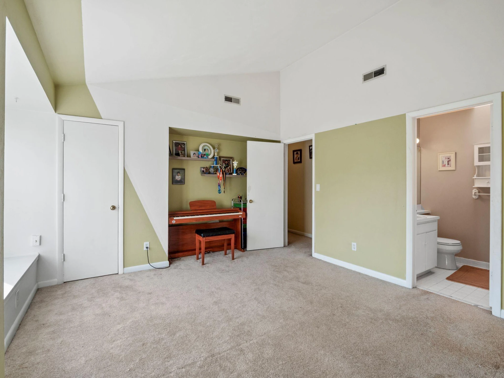 3036 Winterberry DR - Photo 16