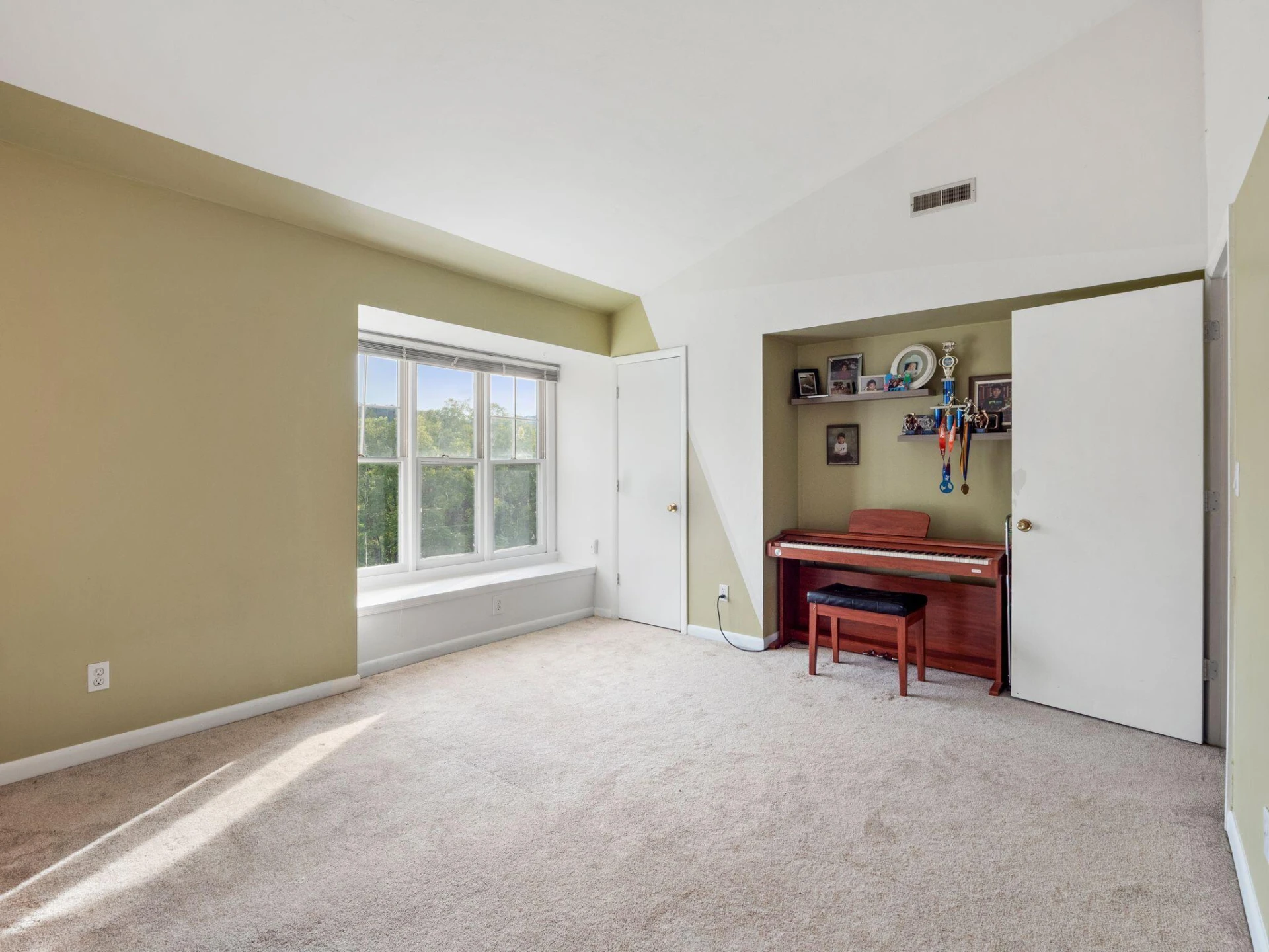 3036 Winterberry DR - Photo 17