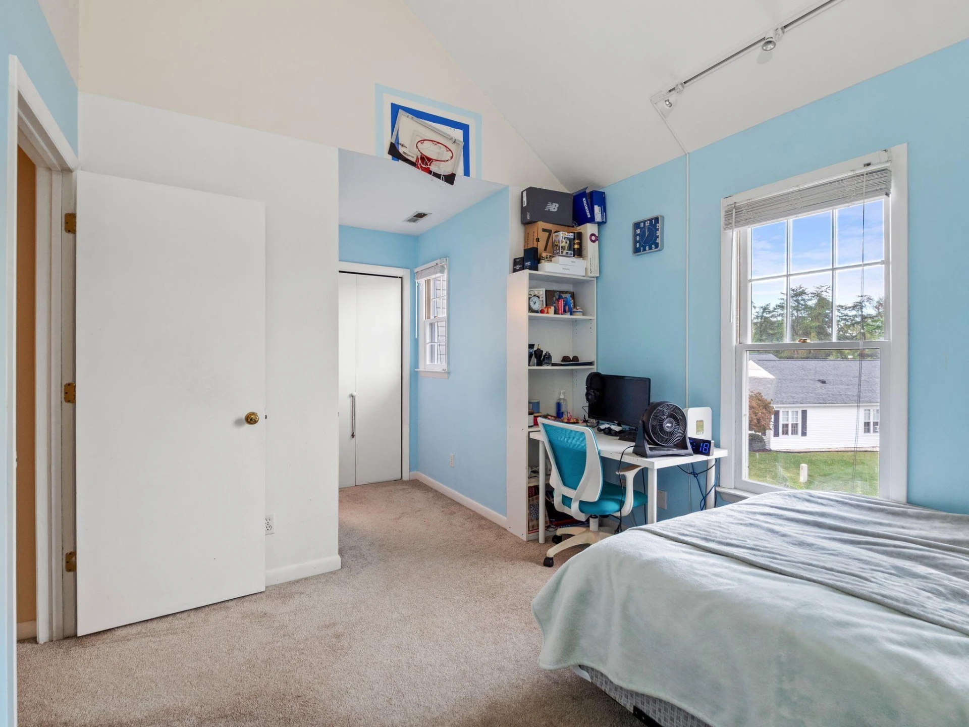 3036 Winterberry DR - Photo 21