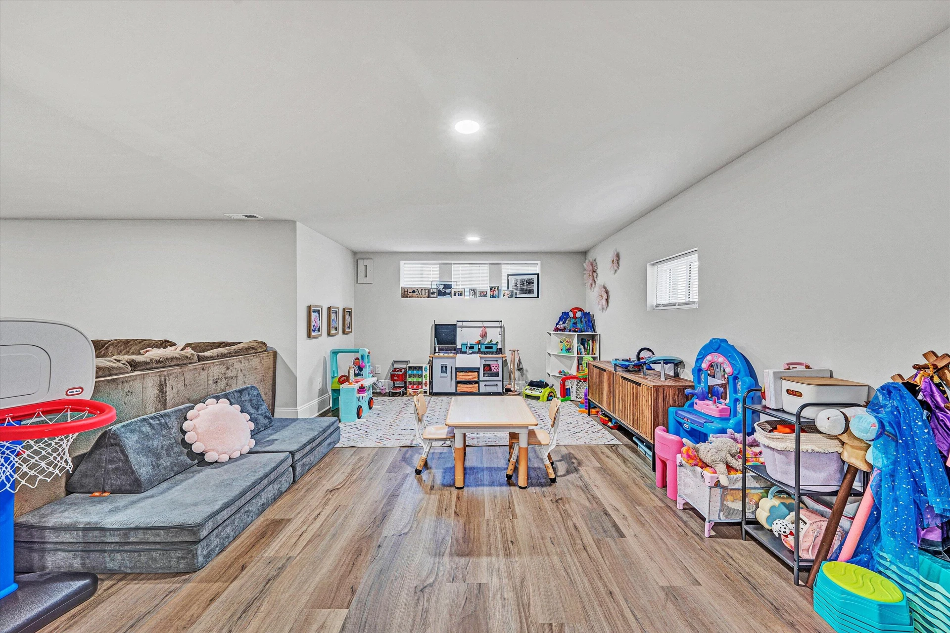 2232 Mount Regis DR - Photo 34